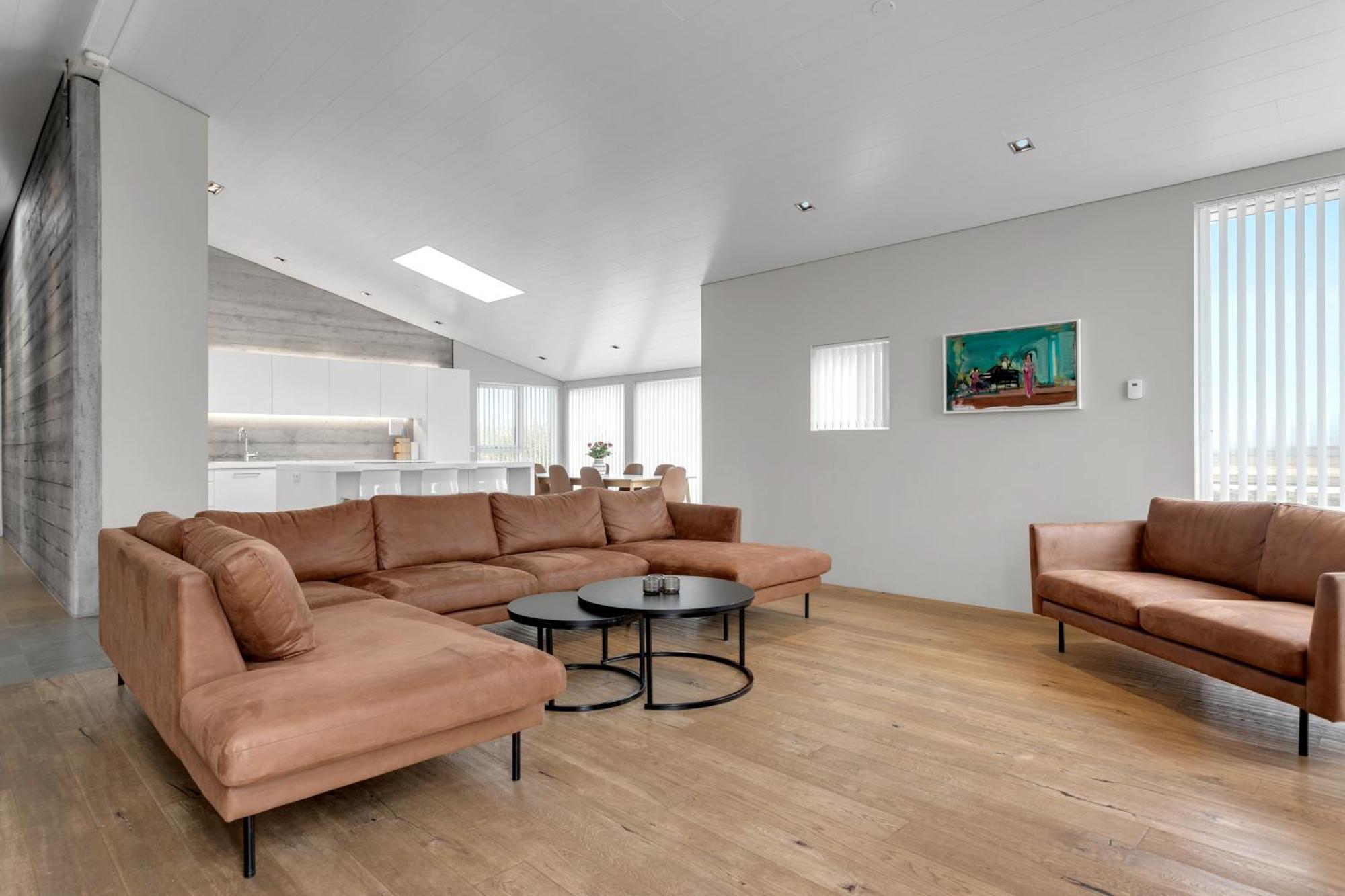 Luxury Villa With River View Laugaras Buitenkant foto