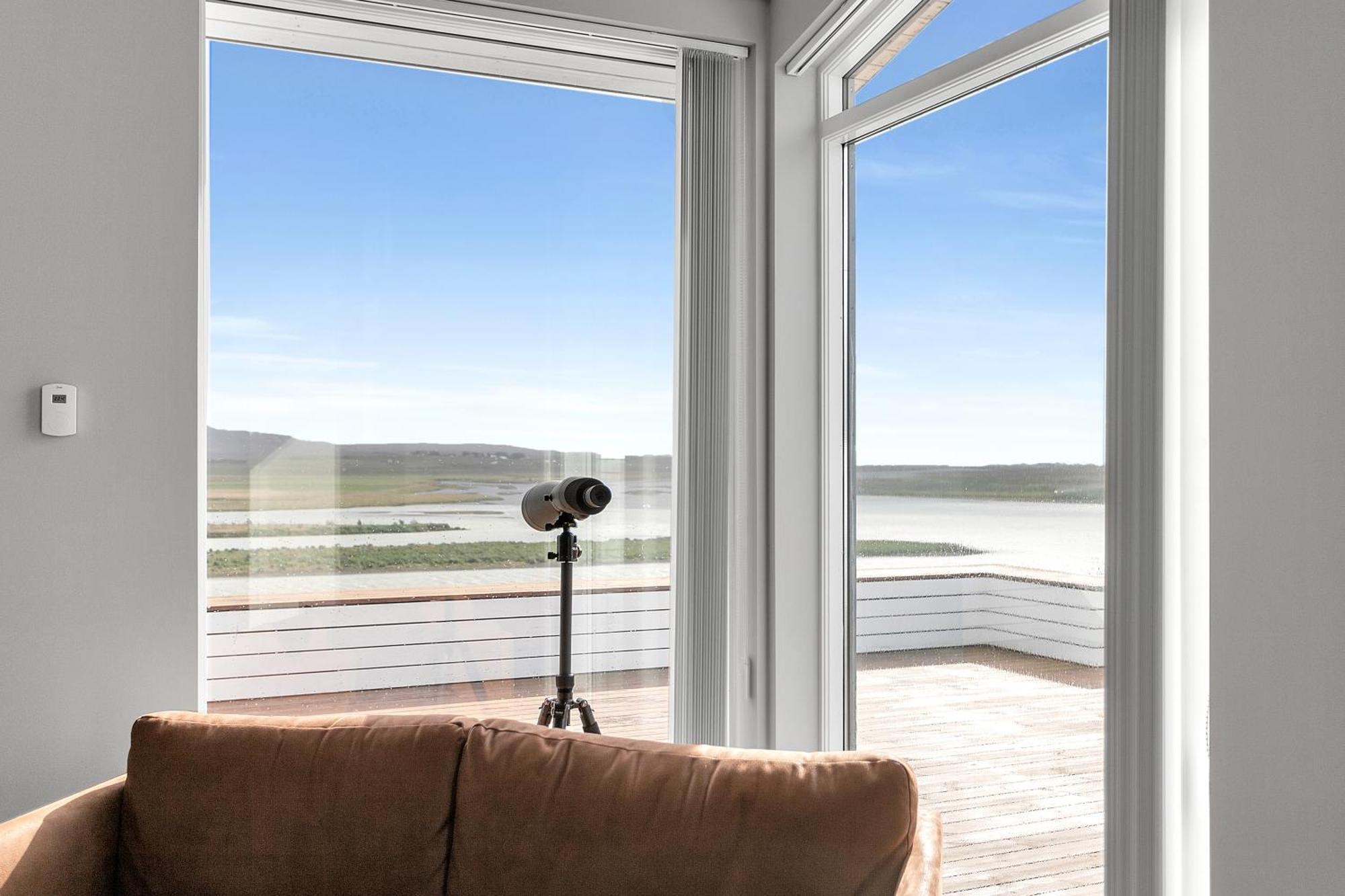 Luxury Villa With River View Laugaras Buitenkant foto